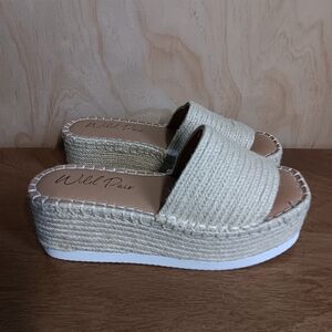 NWT Wild Pair Women's Shermer Slide Espadrille Wedge Sandals Natural Jut 6M